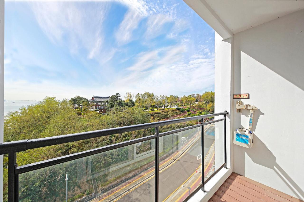Hotel Airsky 4*