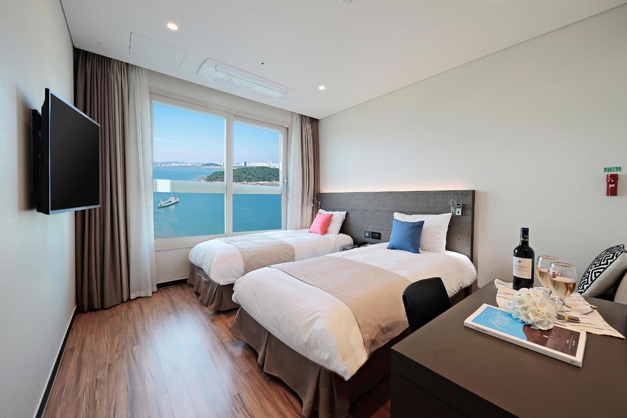 Hotel Airsky 4*