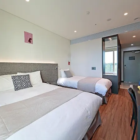 Airsky Hotel Incheon Exterior photo