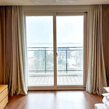 Airsky Hotel Incheon Exterior photo